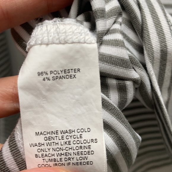 Joe Fresh Quarter Zip Long sleeve - Picture 5 of 5